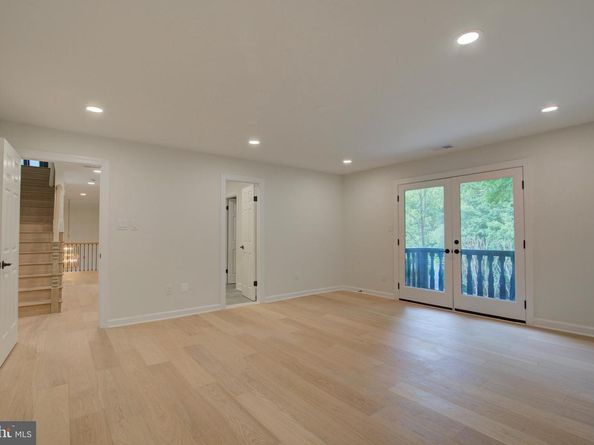 10124 Wendover Drive, Vienna VA 22181