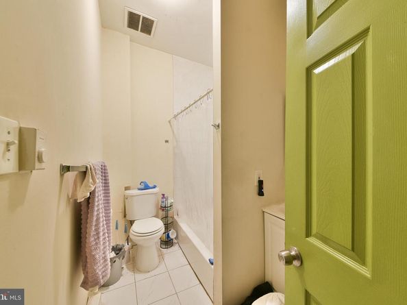 1608 W Susquehanna Avenue, Philadelphia PA 19121