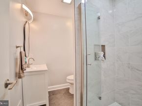 1035 Bainbridge Street B, Philadelphia PA 19147