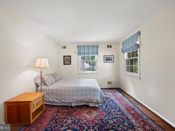 7707 Crossover Drive, Mclean VA 22102