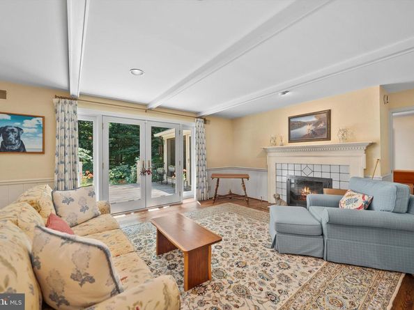 7707 Crossover Drive, Mclean VA 22102