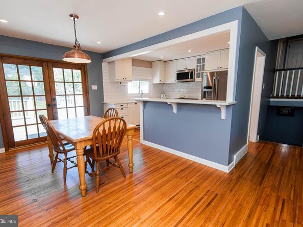 794 North Hills Avenue, Glenside PA 19038