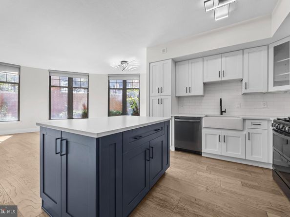 1021 N Garfield Street B38, Arlington VA 22201