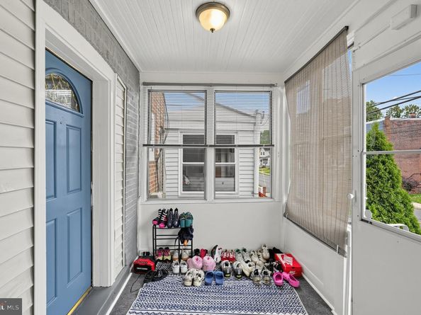 1011 Clifton Avenue, Collingdale PA 19023