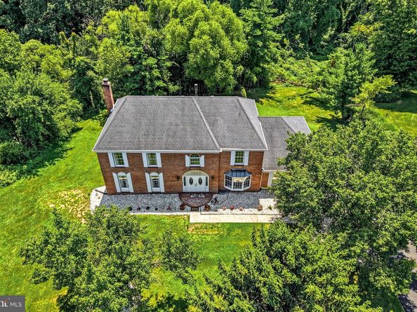 1843 Beacon Hill Drive, Dresher PA 19025