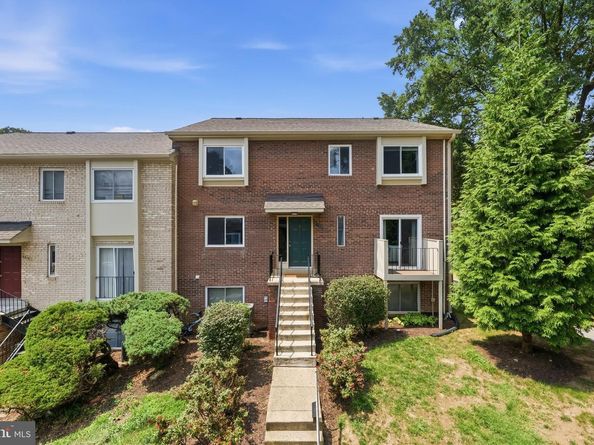 6822 Perry Penney Drive 91, Annandale VA 22003