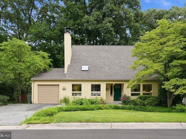 11213 Angus Place, Potomac MD 20854