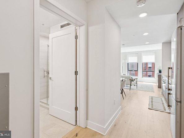 1211 Van Street SE 1003, Washington DC 20003