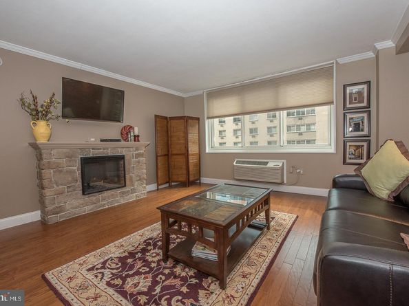 1901 John F Kennedy Boulevard 1512, Philadelphia PA 19103