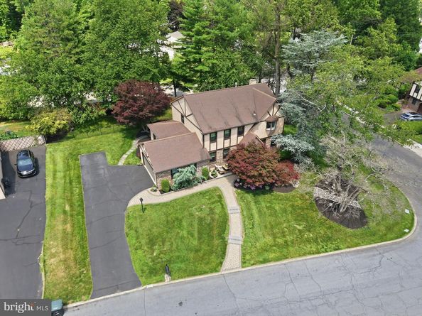 3694 Marc Lane, Huntingdon Valley PA 19006