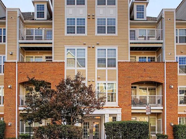 2711 Bellforest Court 305, Vienna VA 22180