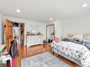 1317 South Street, Philadelphia PA 19147