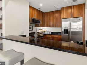 2050 Jamieson Avenue 1409, Alexandria VA 22314