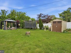 1 Meadow Lane, Levittown PA 19054