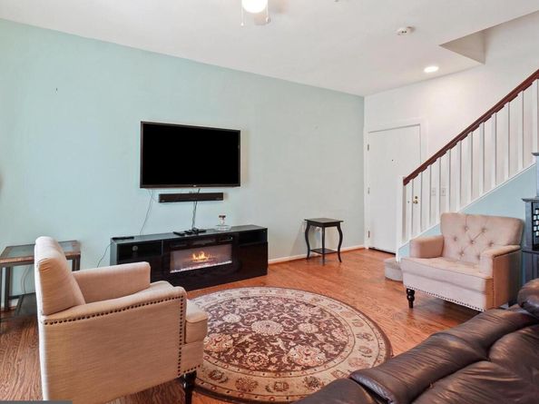 343 Cedar Street NW 316, Washington DC 20012