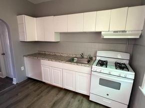 2004 Bridge Street, Philadelphia PA 19124