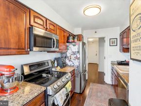 2018 Walnut Street 23E, Philadelphia PA 19103