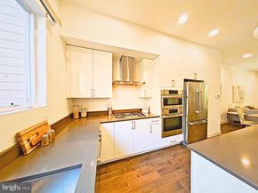 421 Wallace Street, Philadelphia PA 19123
