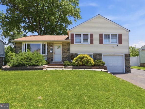 11615 Depue Avenue, Philadelphia PA 19116