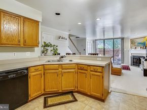 953 S Scott Street 1, Arlington VA 22204