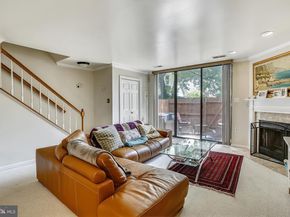 953 S Scott Street 1, Arlington VA 22204