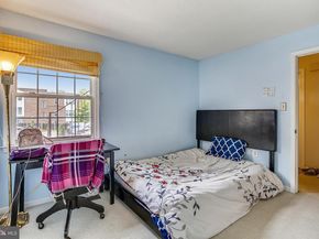953 S Scott Street 1, Arlington VA 22204