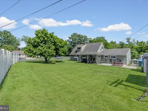 46 Twin Oak Drive, Levittown PA 19056