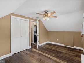 46 Twin Oak Drive, Levittown PA 19056