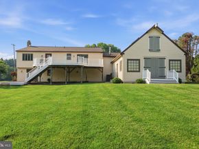 2733 Village Road, Langhorne PA 19047