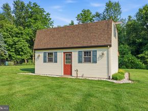 2733 Village Road, Langhorne PA 19047