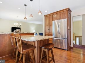 2733 Village Road, Langhorne PA 19047