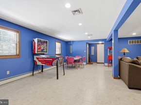 2733 Village Road, Langhorne PA 19047