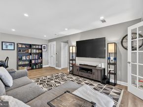 4113 S Four Mile Run Drive 102, Arlington VA 22204