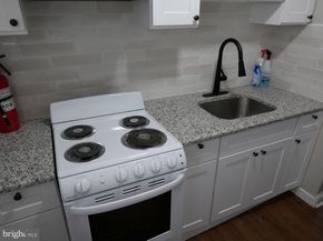 313 Hampden Road, Upper Darby PA 19082
