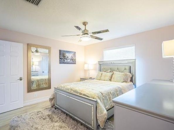 21379 Rockledge Ln, Boca Raton FL 33428