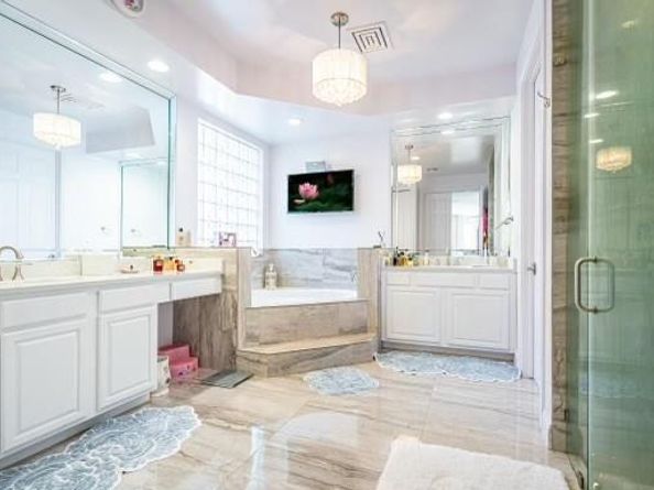 21379 Rockledge Ln, Boca Raton FL 33428