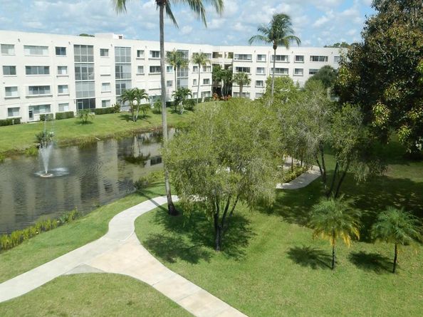 3138 Via Poinciana 416, Lake Worth FL 33467