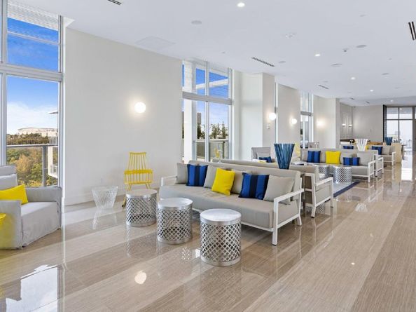 2000 Metropica Way 811, Sunrise FL 33323