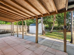 607 W Perry Street, Lantana FL 33462