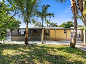 607 W Perry Street, Lantana FL 33462