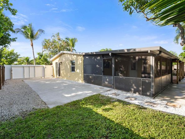 607 W Perry Street, Lantana FL 33462