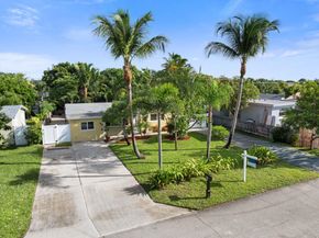 607 W Perry Street, Lantana FL 33462