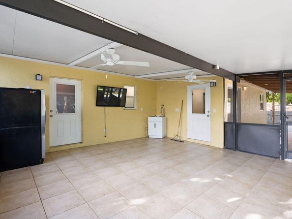 607 W Perry Street, Lantana FL 33462