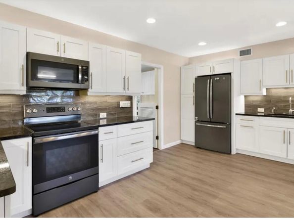 607 W Perry Street, Lantana FL 33462