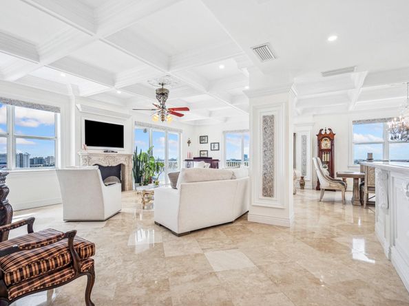 1 Las Olas Circle 1501, Fort Lauderdale FL 33316