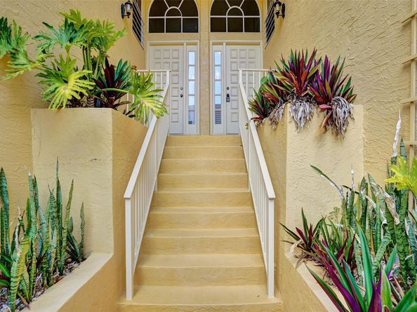 2121 S Ocean Blvd 805, Lauderdale By The Sea FL 33062