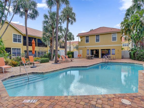 2121 S Ocean Blvd 805, Lauderdale By The Sea FL 33062