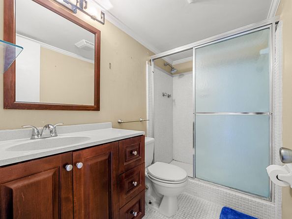 117 Lehane Terrace 201, North Palm Beach FL 33408