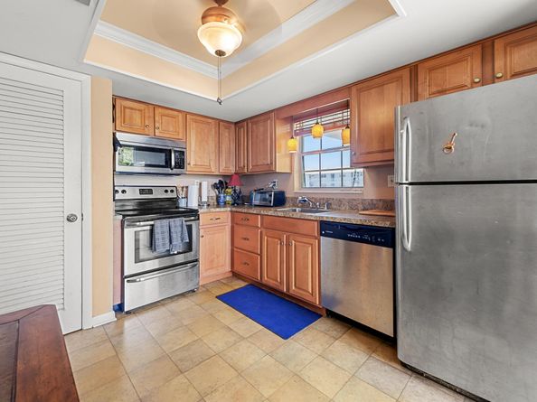 117 Lehane Terrace 201, North Palm Beach FL 33408