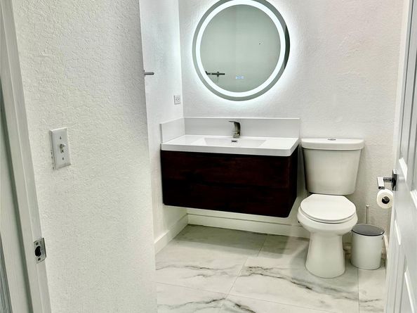 6500 W Sample Rd 6500, Coral Springs FL 33067